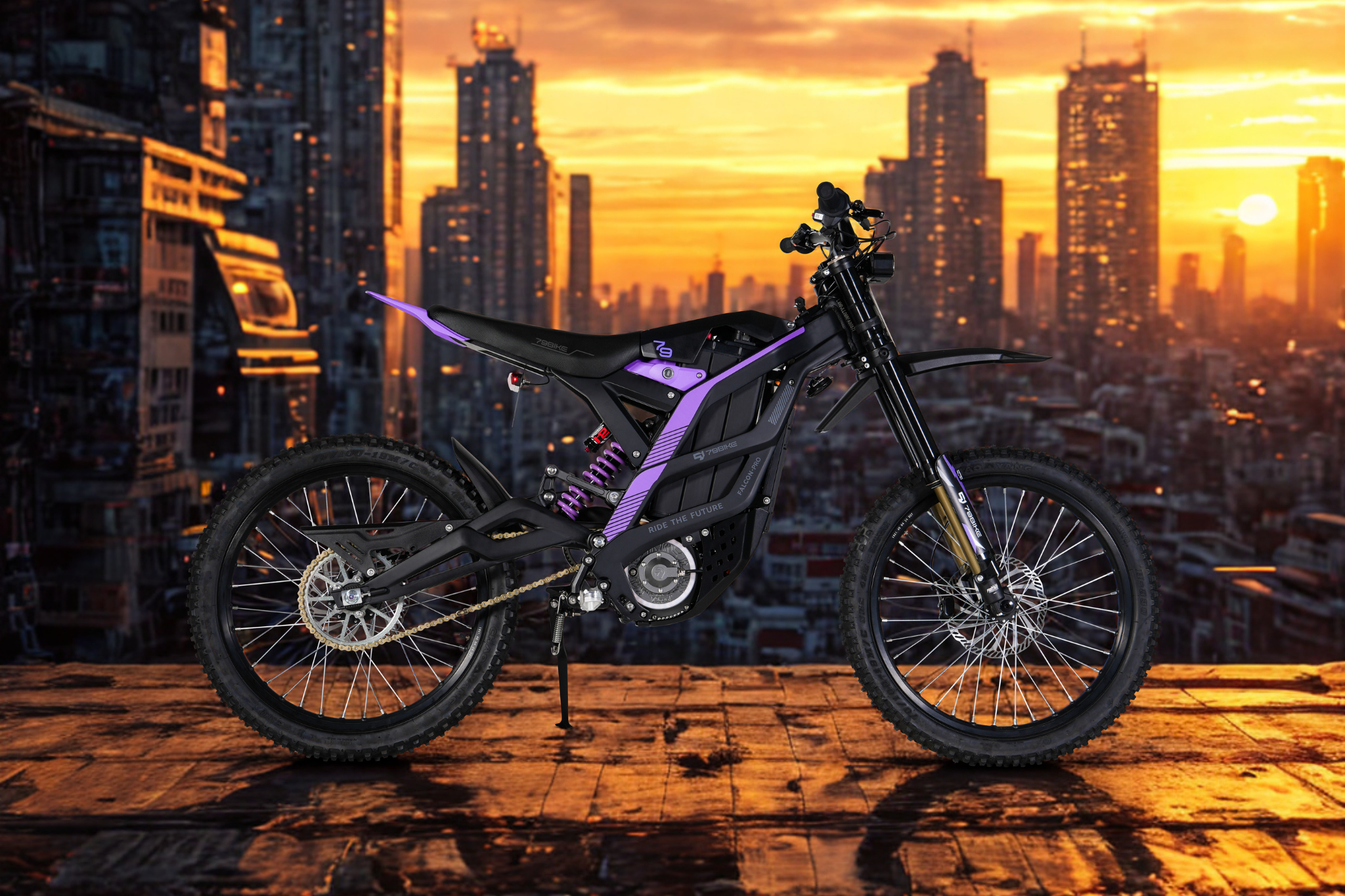 Falcon Pro – Noire/Violet